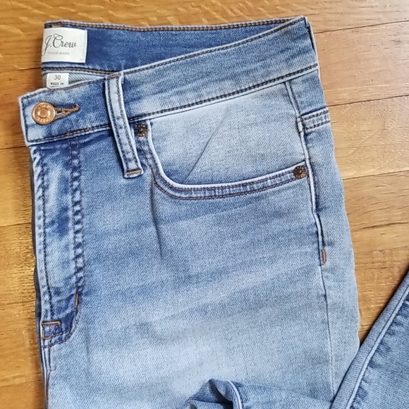 J Crew | 9" high-rise toothpick jean - Picture 5 of 7